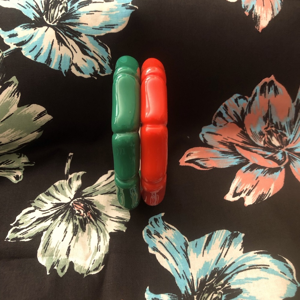 Trashy Diva Set of Fakelite Red and Green Bamboo Shaped Bangles Vintage Style